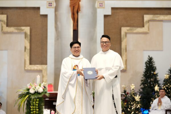 Mừng lễ Đức Maria Vô Nhiễm Nguyên Tội – Bổn mạng Trung tâm Thần học Sedes Sapientiae