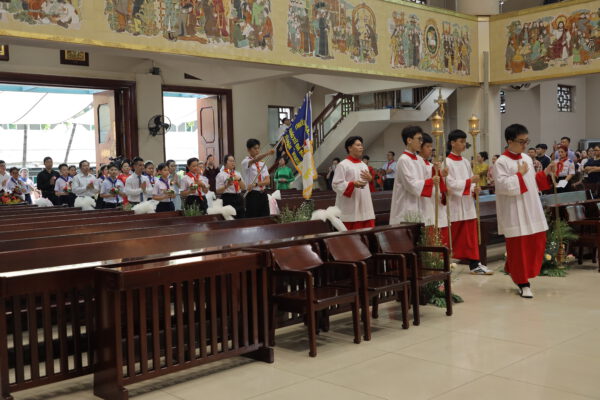 THÁNH LỄ BAN BÍ TÍCH THÊM SỨC