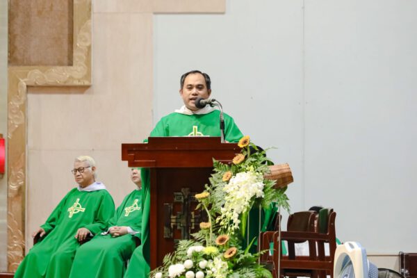 BAN LỄ SINH MỪNG LỄ BỔN MẠNG