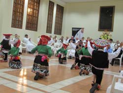 Clips nhạc: Điệu nhảy truyền thống Pêru