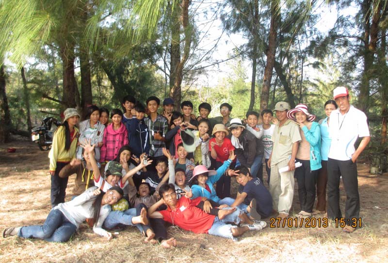 Bông Trang:  Lớp Vào Đời Sinh Hoạt Ngoại Khóa