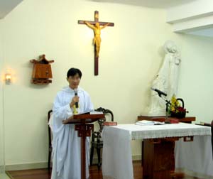 Thánh lễ khai mạc kinh lý tu viện thánh Albertô