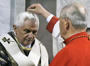Đức Thánh Cha chủ sự lễ tro tại Vatican