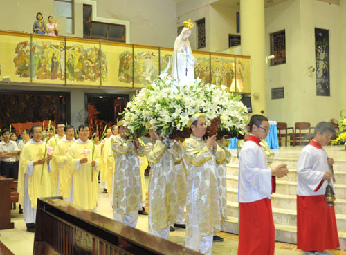 Thánh lễ tôn vinh Đức Mẹ Fatima (12.10.2013)